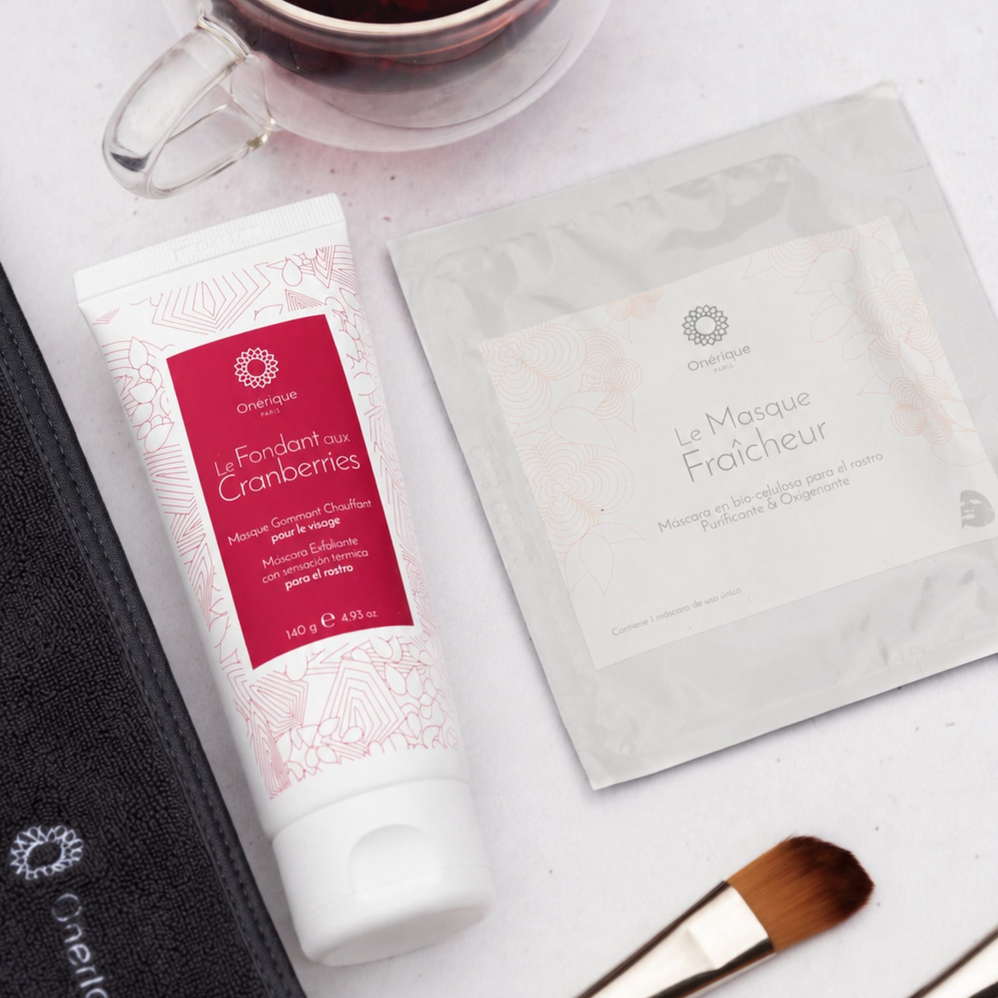 Exfoliante facial y mascarilla del Ritual Détox Semanal de Onérique.
